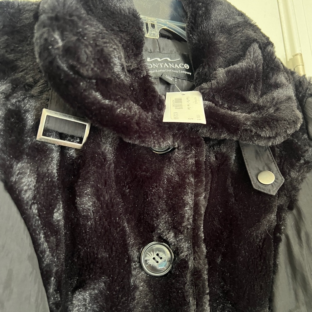 Montanaco NWT Black Coat with Faux Fur Trim-Small - Picture 5 of 9